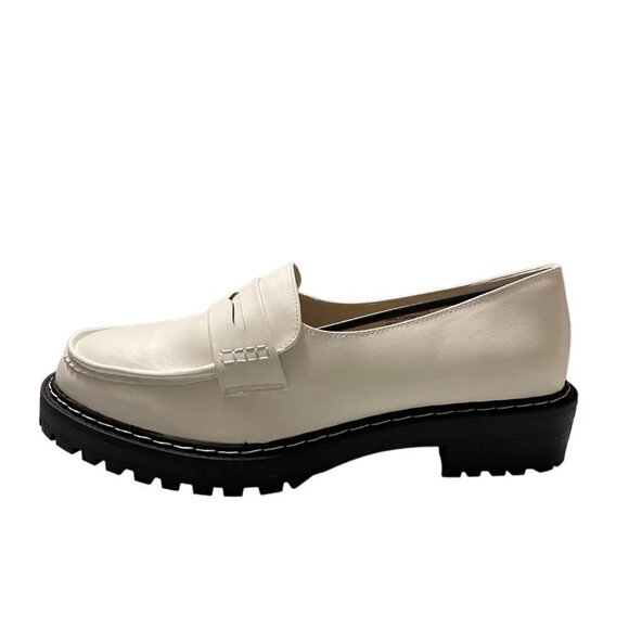 Torrid Womens New White 90s Y2K Faux Leather Chunky Lug Loafers 10.5 Extra Wide - Picture 2 of 9